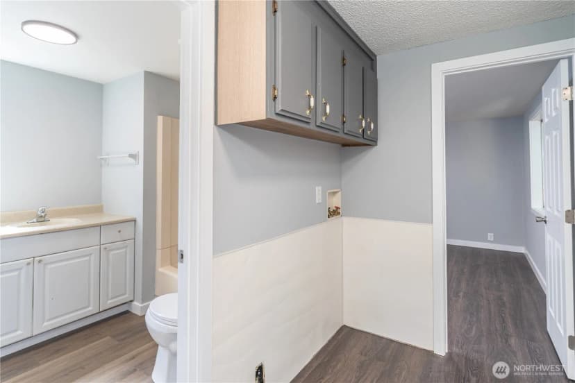 Property photo for 1420 Steele Creek, Bremerton photo 12