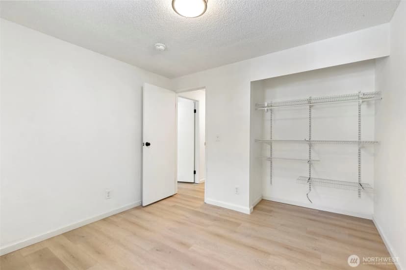 Property photo for 991 Melia Lane Ne, Bremerton photo 23
