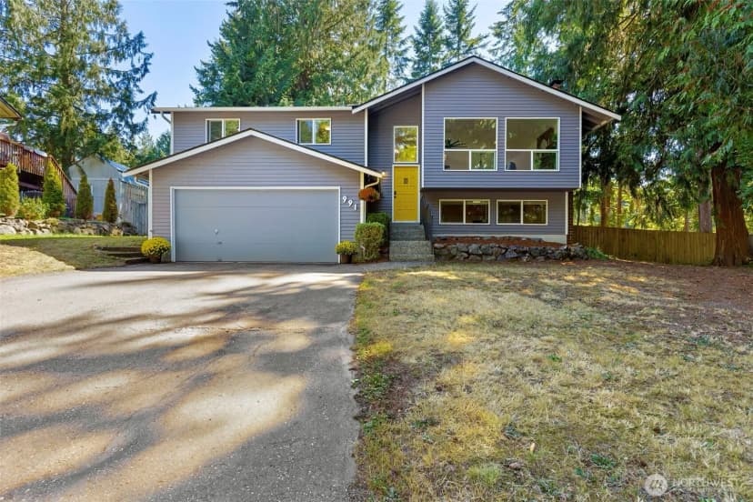 Property photo for 991 Melia Lane Ne, Bremerton
