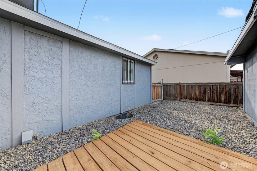 Property photo for 1215 Yakima Street Se, Ephrata photo 19