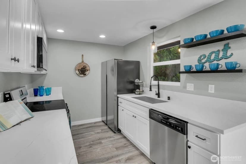 Property photo for 235 Dennis Street Sw, Tumwater photo 2