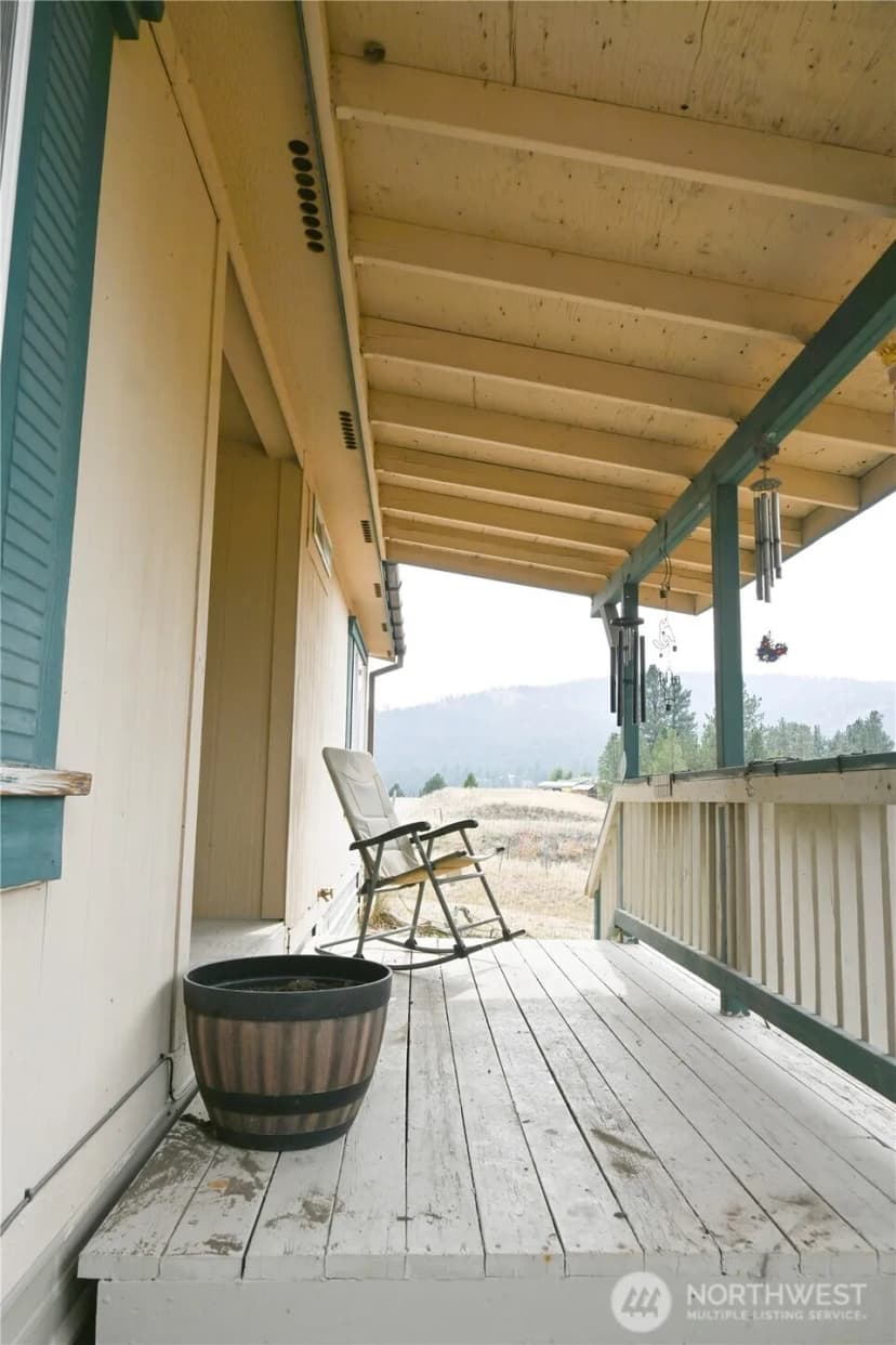 Property photo for 44 Curlew Drive, Republic photo 36