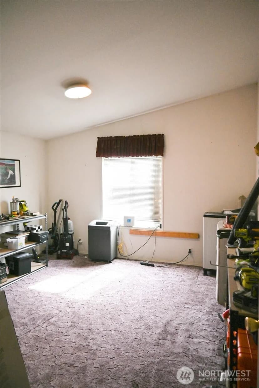Property photo for 44 Curlew Drive, Republic photo 22