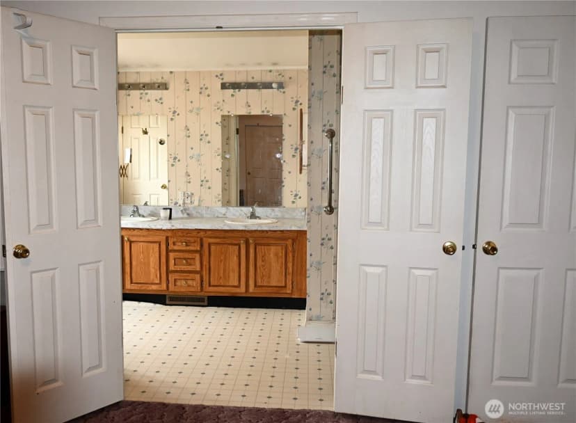 Property photo for 44 Curlew Drive, Republic photo 9