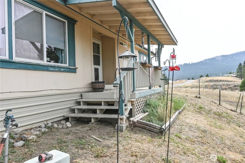 Property photo for 44 Curlew Drive, Republic photo 37