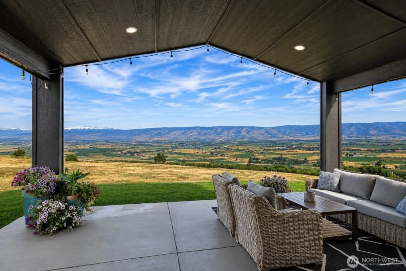 Property photo for 2300 Tozer Road, Ellensburg photo 17