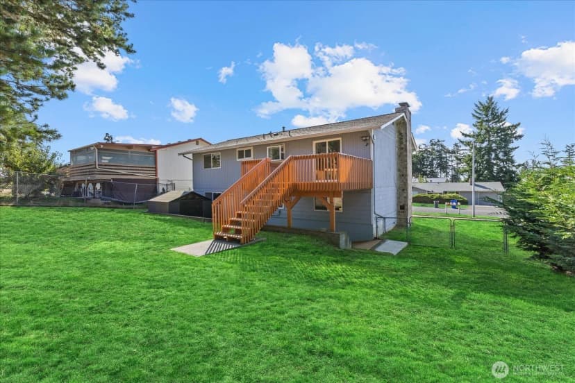 Property photo for 720 Nw Hyak Drive, Oak Harbor photo 28