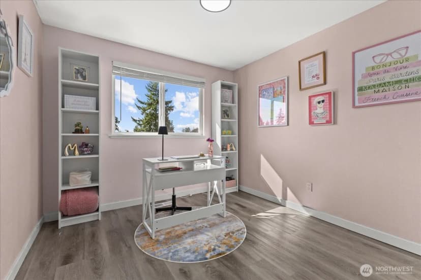 Property photo for 720 Nw Hyak Drive, Oak Harbor photo 17