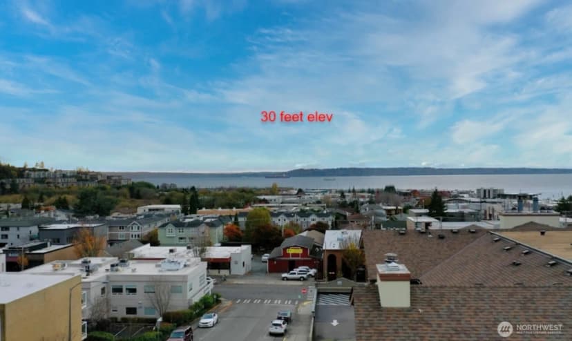 Property photo for 527 Maple Street, Edmonds photo 11