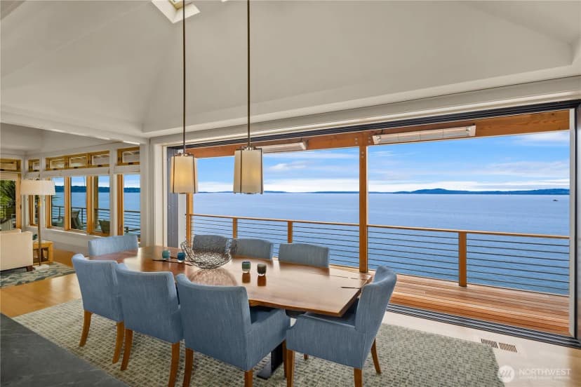 Property photo for 2481 Perkins Lane W, Seattle photo 17