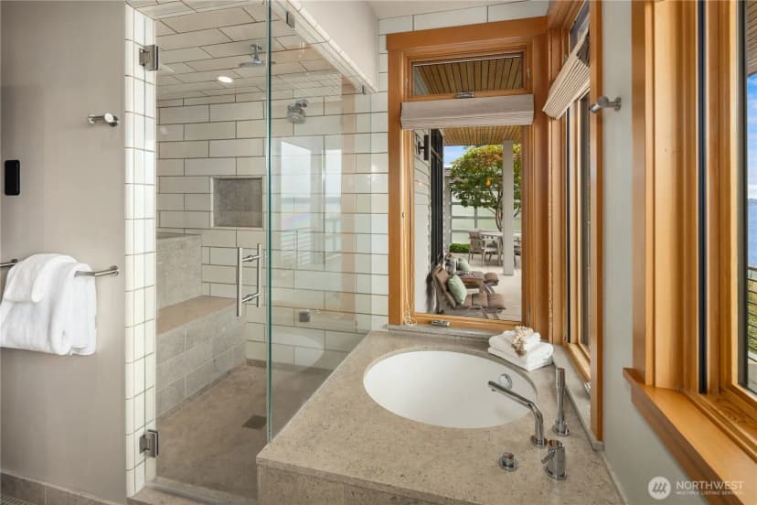 Property photo for 2481 Perkins Lane W, Seattle photo 29