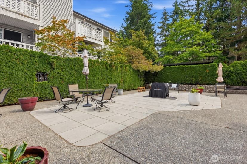 Property photo for 1011 156th Ave Ne Avenue Ne #207, Bellevue photo 31