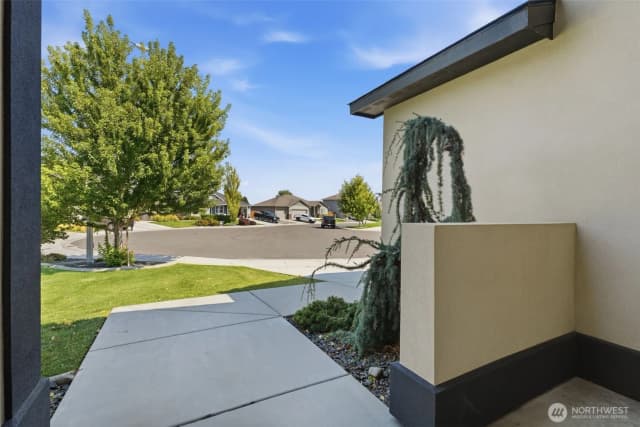 Property photo for 4216 S Conway Place, Kennewick photo 4