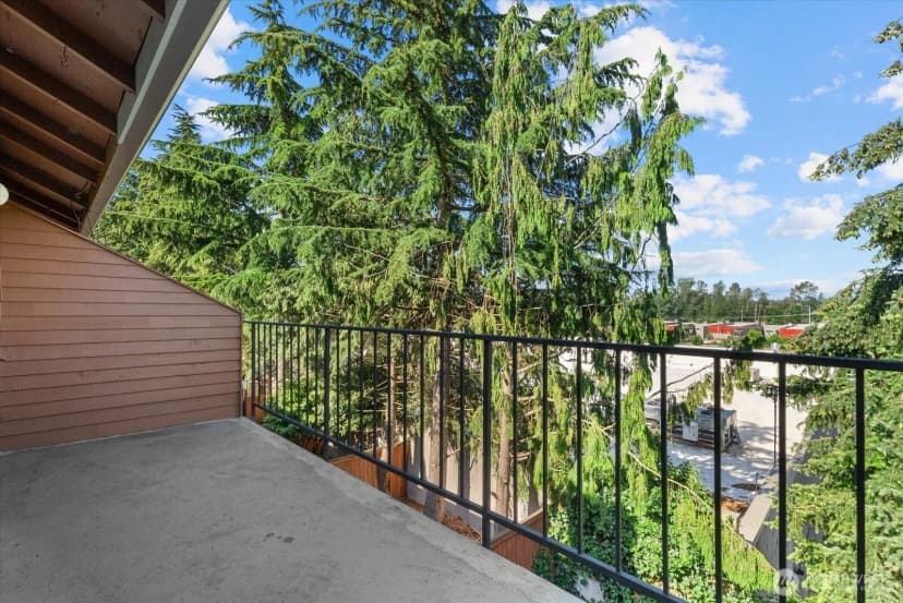 Property photo for 10925 Se 208th Street #20807, Kent photo 14
