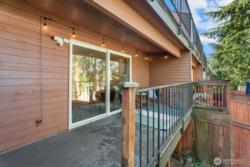 Property photo for 10925 Se 208th Street #20807, Kent photo 8