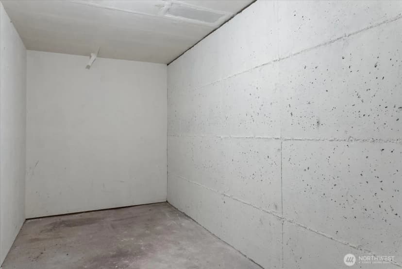 Property photo for 10925 Se 208th Street #20807, Kent photo 22