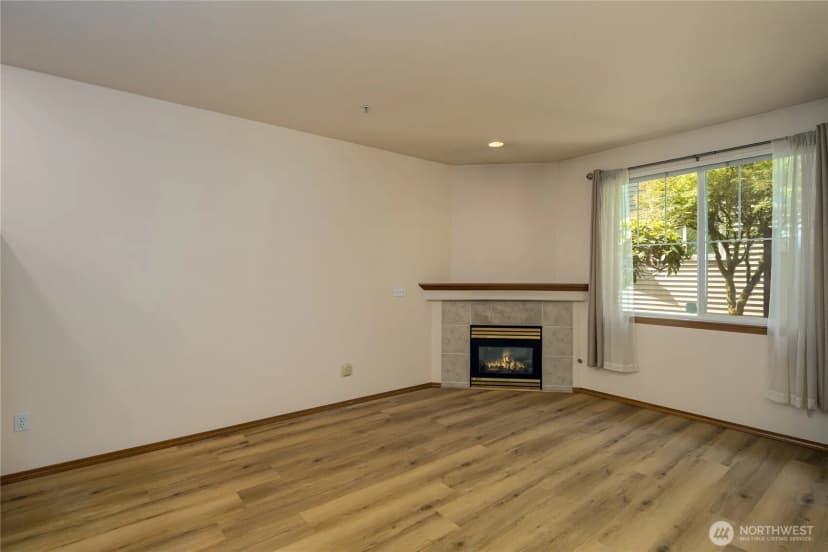 Property photo for 10829 19th Avenue Se #2c, Everett photo 9