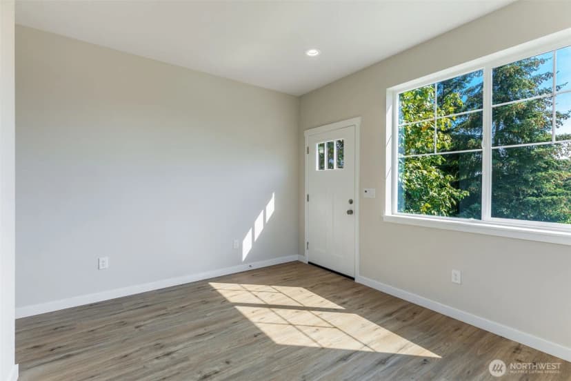 Property photo for 3330 58th Avenue Ne, Tacoma photo 23