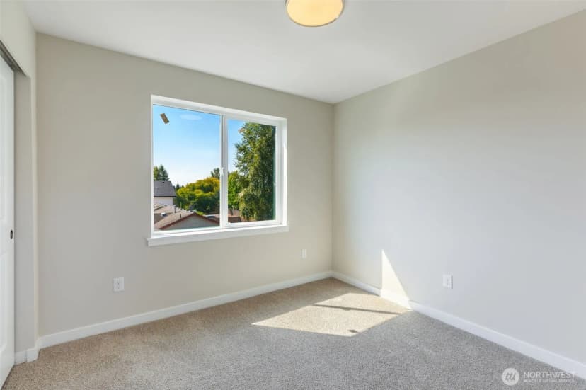 Property photo for 3330 58th Avenue Ne, Tacoma photo 37