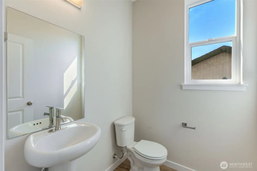 Property photo for 3330 58th Avenue Ne, Tacoma photo 25