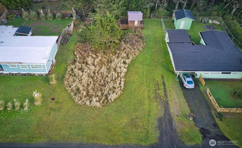 Property photo for 482 Ocean Shores Boulevard Nw, Ocean Shores
