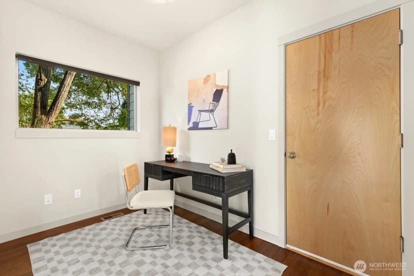 Property photo for 719 N 101st Street, Seattle photo 11