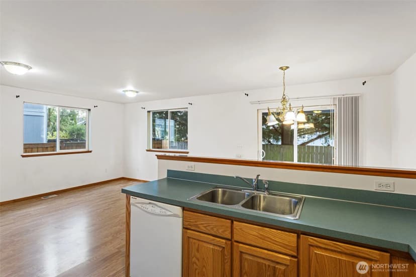 Property photo for 20627 Circle Bluff Drive, Arlington photo 10