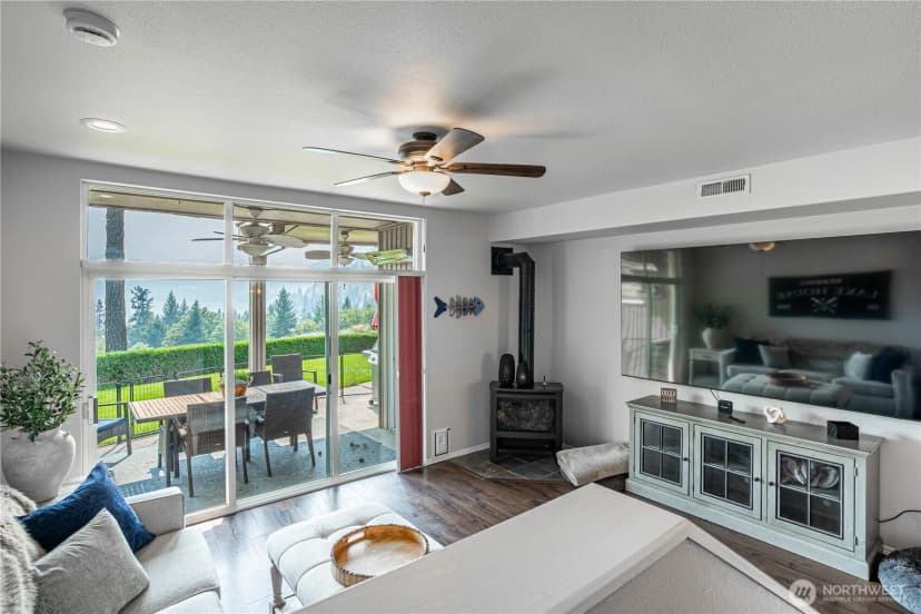 Property photo for 11415 S Lakeshore Road #21, Chelan photo 7