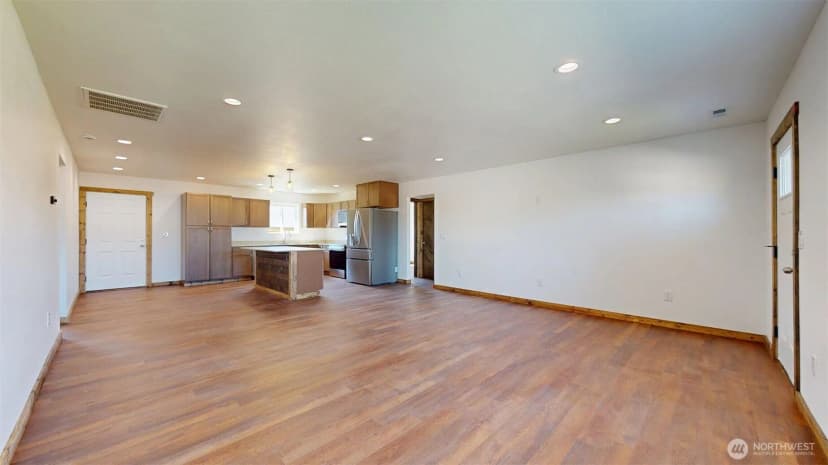 Property photo for 707 Petra Court, Omak photo 9