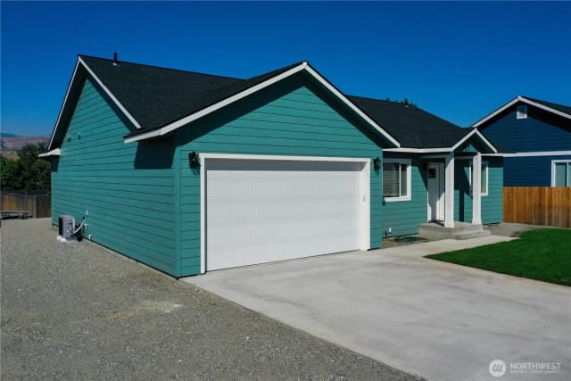 Property photo for 707 Petra Court, Omak photo 2