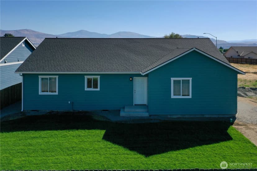 Property photo for 707 Petra Court, Omak photo 35