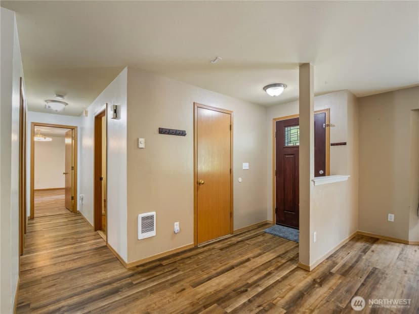 Property photo for 34607 39th Avenue Ct E, Eatonville photo 8