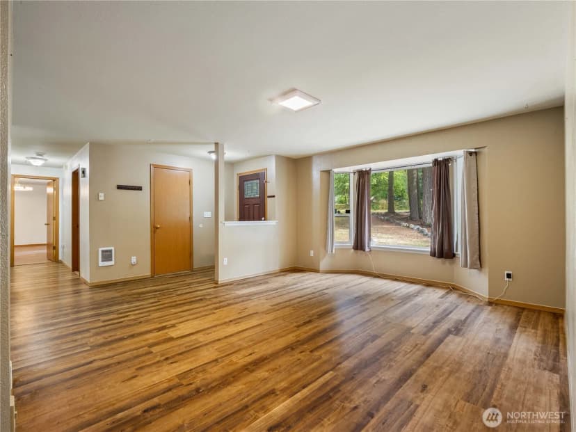 Property photo for 34607 39th Avenue Ct E, Eatonville photo 10