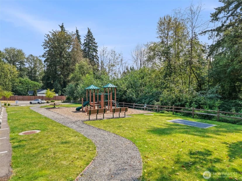Property photo for 311 207th Street Se, Bothell photo 31