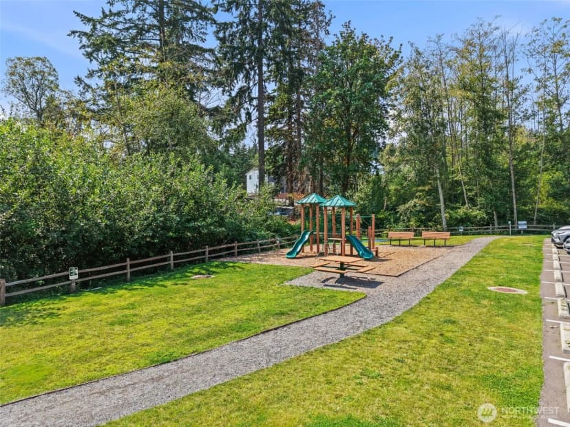 Property photo for 311 207th Street Se, Bothell photo 32