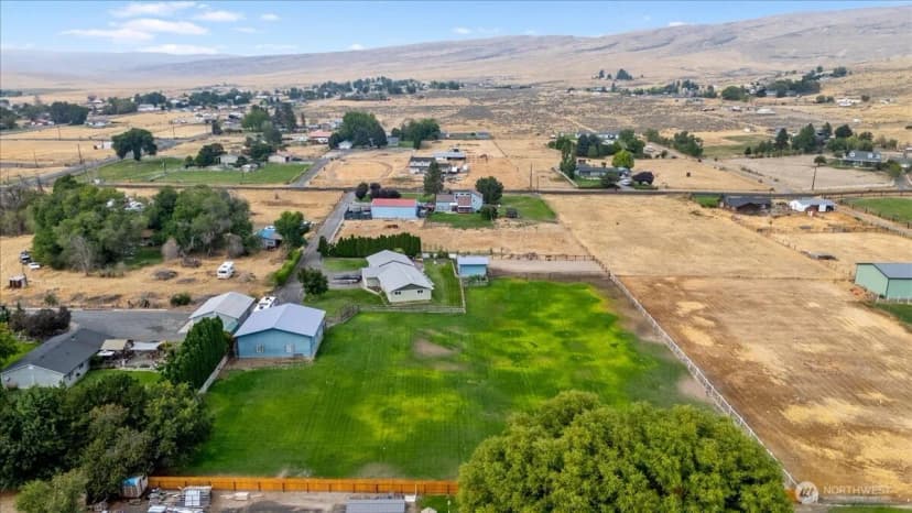 Property photo for 92 Clemans View Road, Selah photo 35