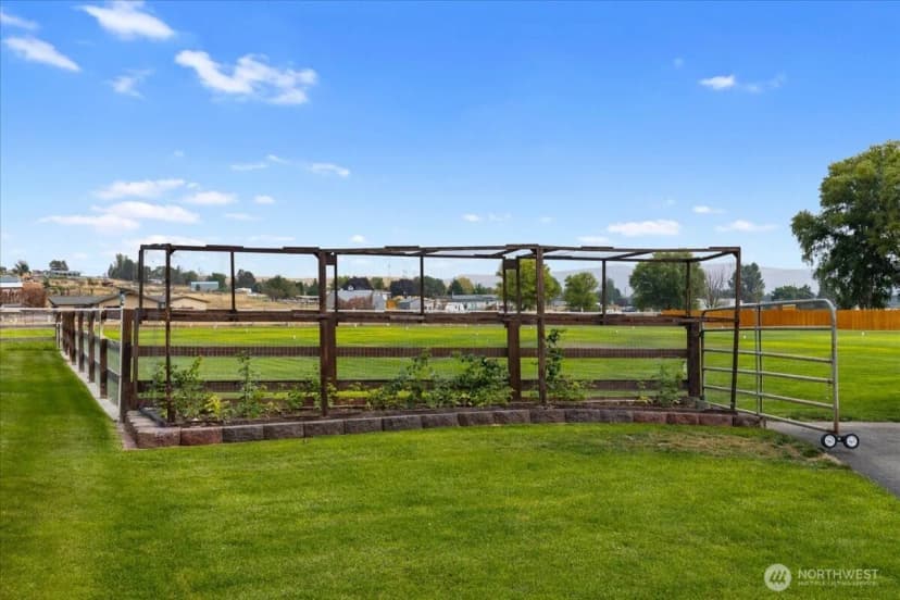 Property photo for 92 Clemans View Road, Selah photo 14