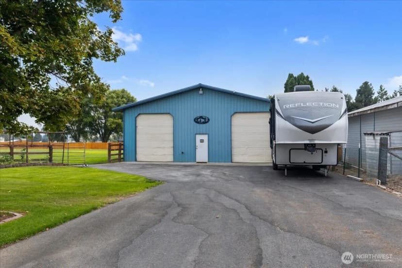 Property photo for 92 Clemans View Road, Selah photo 37