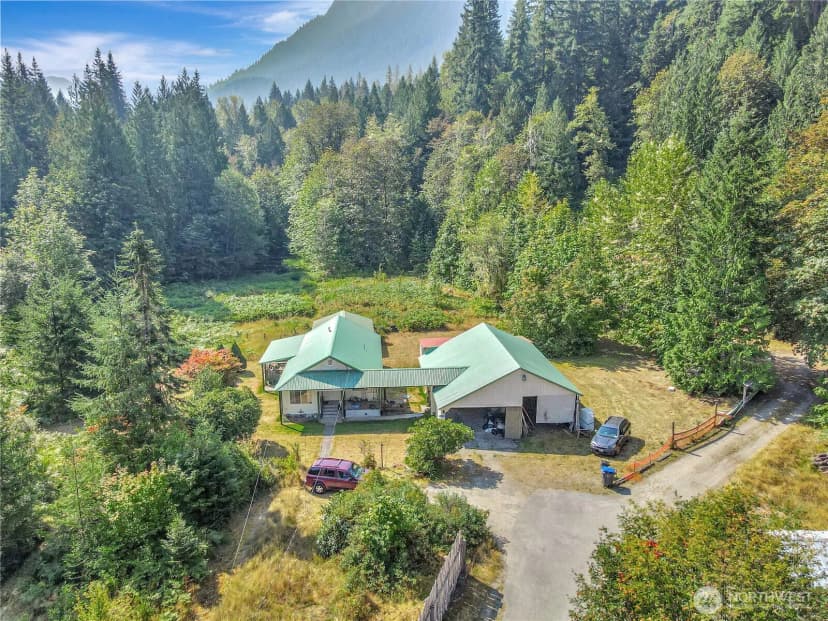 Property photo for 26429 469th Avenue Ne, Darrington