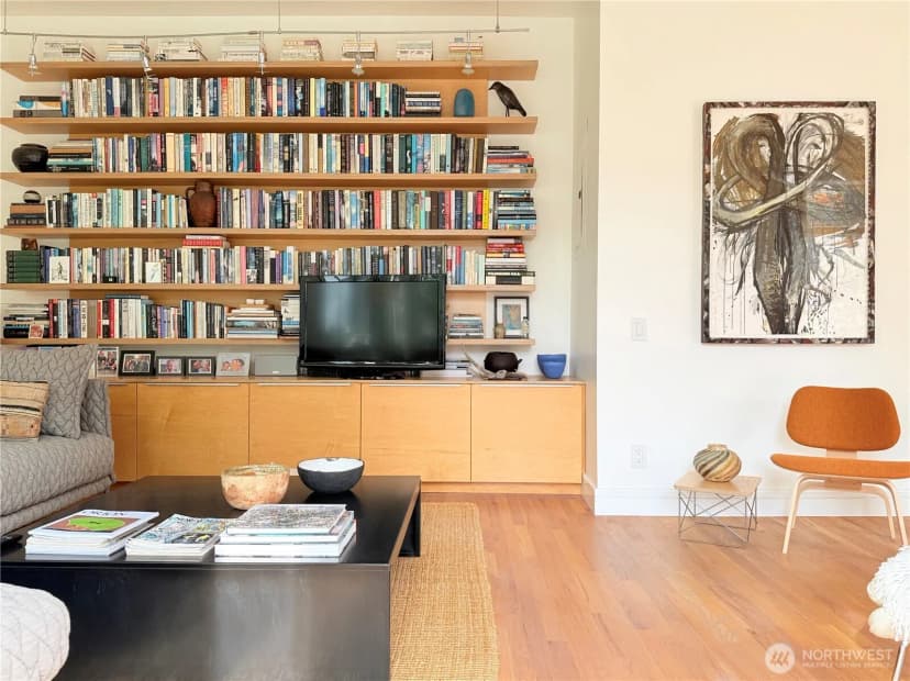 Property photo for 81 Vine Street #404, Seattle photo 6