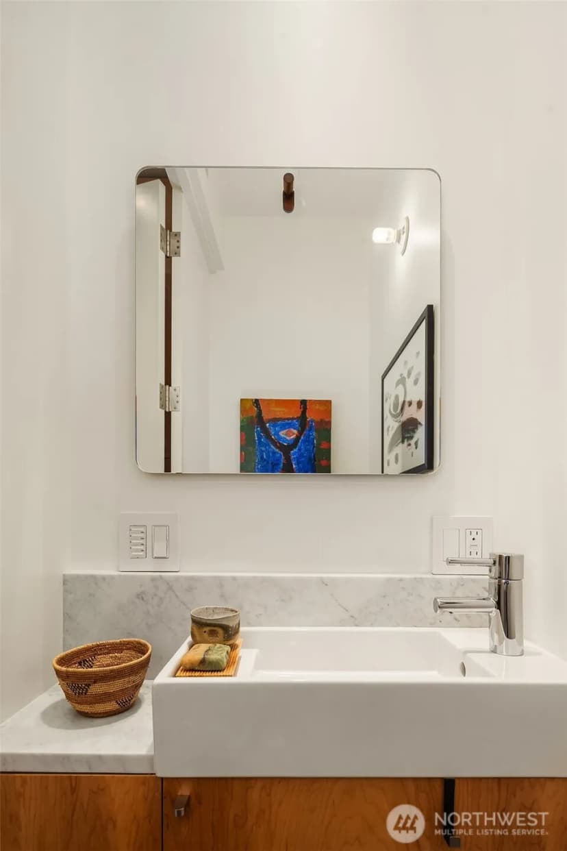 Property photo for 81 Vine Street #404, Seattle photo 24