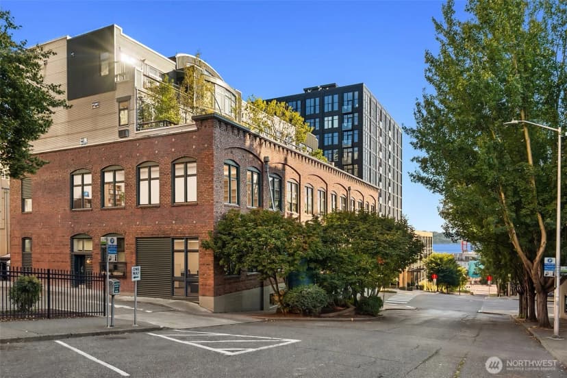 Property photo for 81 Vine Street #404, Seattle photo 32