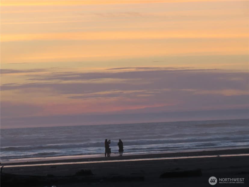 Property photo for 166 N Port Loop, Ocean Shores photo 16