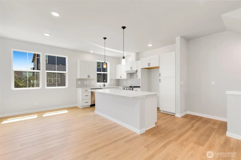 Property photo for 23336 Franklin Circle #15, Black Diamond photo 4