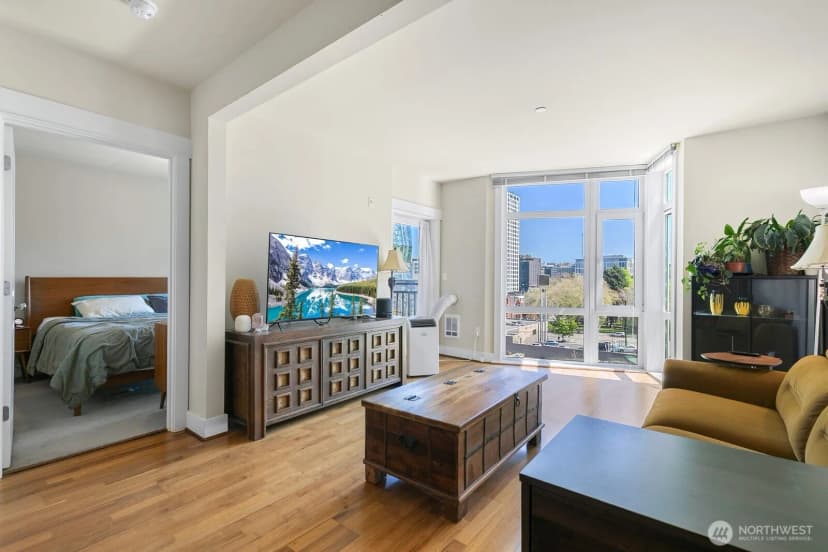 Property photo for 699 John Street #516, Seattle photo 9