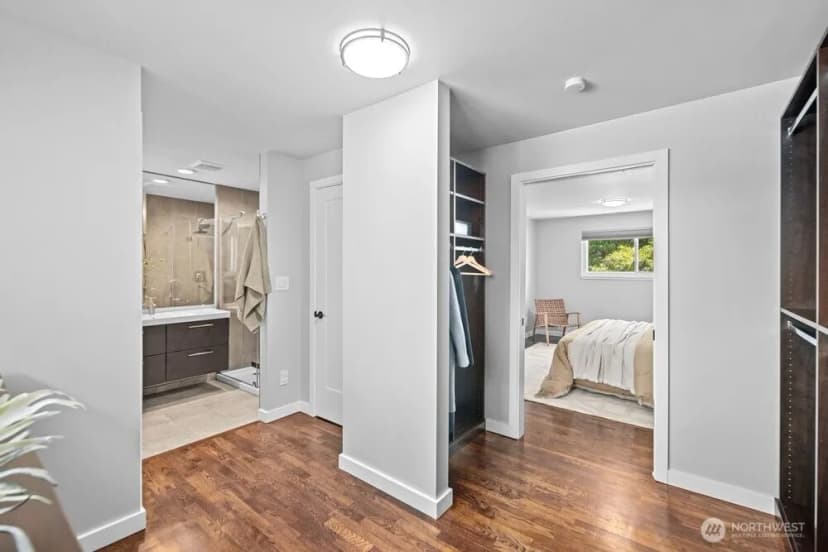 Property photo for 7360 Ne 145th Place, Kenmore photo 19