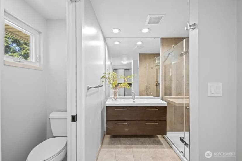Property photo for 7360 Ne 145th Place, Kenmore photo 20