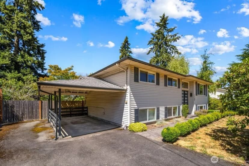 Property photo for 7360 Ne 145th Place, Kenmore photo 39