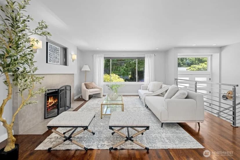 Property photo for 7360 Ne 145th Place, Kenmore photo 9