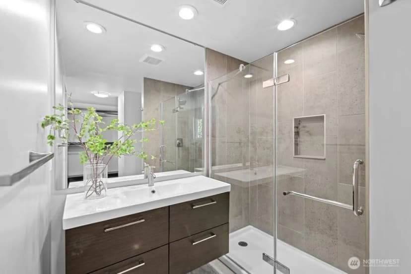 Property photo for 7360 Ne 145th Place, Kenmore photo 21